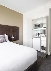 Mantra on Jolimont - 25