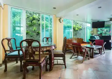 Samsen Sam Place - 7