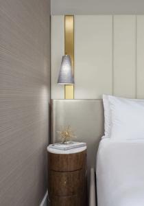 Crescent Court - 78