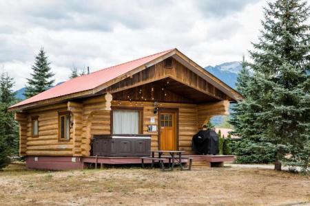 Glacier House & Resort - 59