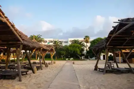 The Orangers Beach Resort and Bungalows - 20