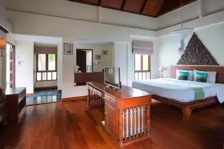 Royal Lanta Resort & Spa - 3
