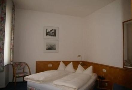 am Rathaus - 11