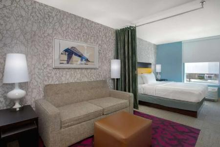 Home2 Suites By Hilton West - 55