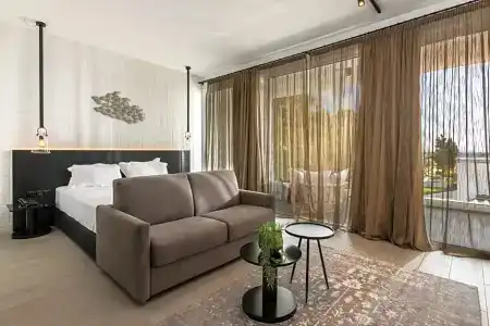 Abacus Suites - 90