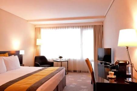 Crowne Plaza Bucharest, An Ihg - 43