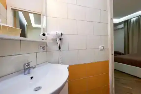 360 Hospitality - 7