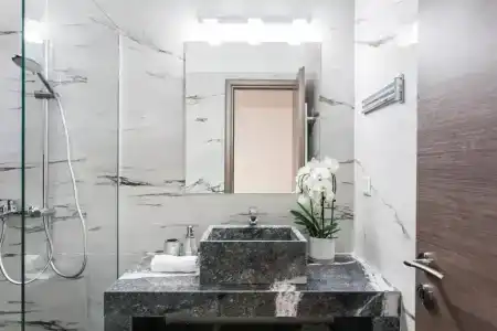 Nicholas Point and Rooms - 194