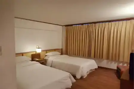 Dusit - 5