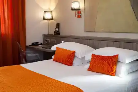 Best Western Plus Monopole Métropole - 60
