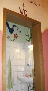 Hostel Lollis Homestay Dresden - 8