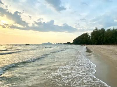 Chanchaolao Beach - 12