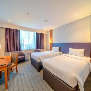 Premier Inn Abu Dhabi International Airport - 46