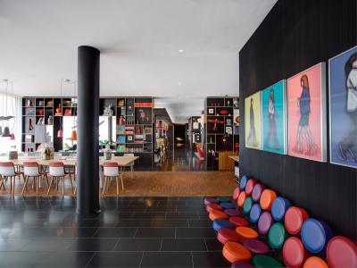 citizenM Paris Charles de Gaulle Airport - 14