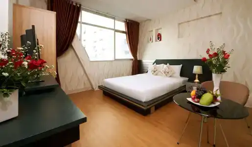 Saigon Charm - 60