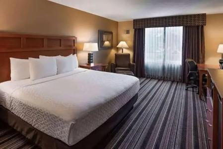 Best Western Plus - 122