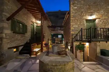 Athenian Residences - 166