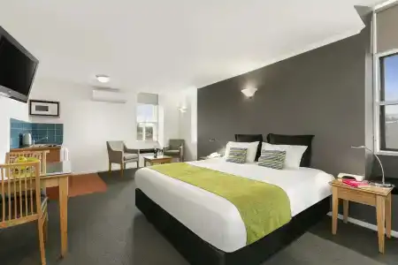 Quest Serviced - Waterfront - 5