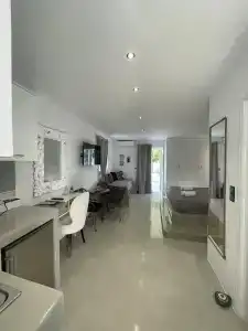 Zoumis Studios - 174