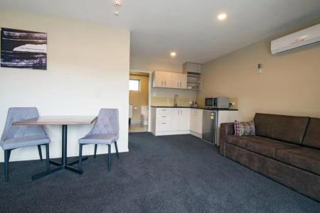 Ellerslie Palms - 70