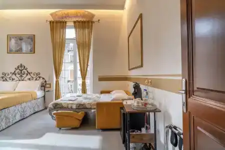 Teresa Rooms & Suites - 2