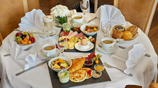 Bayerischer Hof Dresden - 9