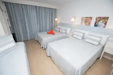 30 Degrees - Pineda Splash - 12