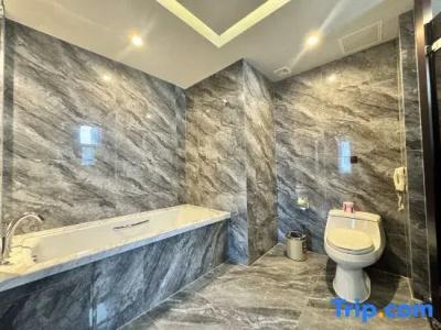 Beijing Jingyi - 138
