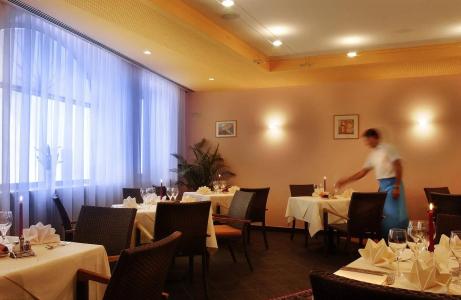 Krone Eat Drink Stay - 24