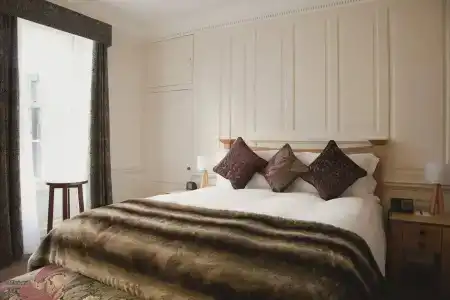 Vanbrugh House - 18