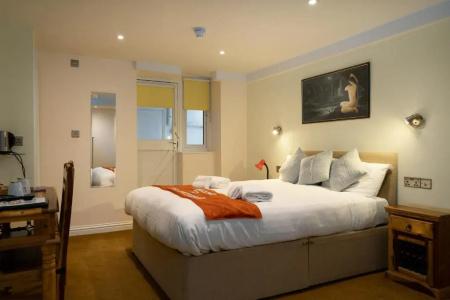 Amsterdam Brighton - 142