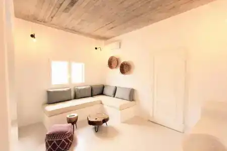 Mesanto Luxury Suites - 145