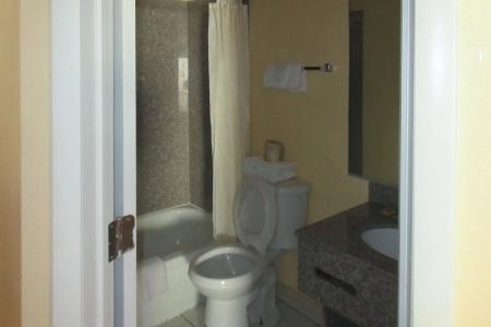 Rodeway Inn St George North - Near Pioneer Park - 8