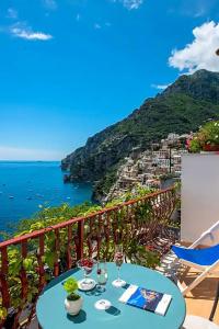 Eden Roc Suites - 127