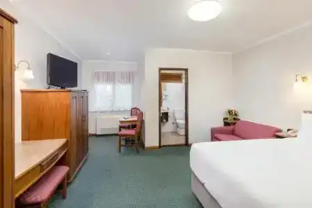 Adelaide Inn - 32