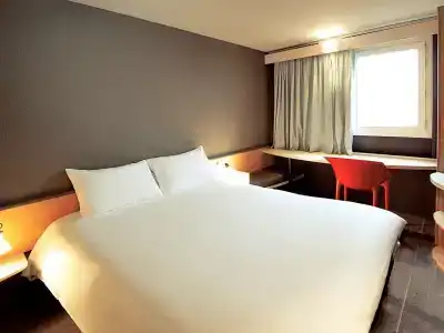 ibis Marseille Timone - 5