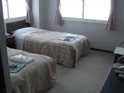 Akakura Yours Inn - 2