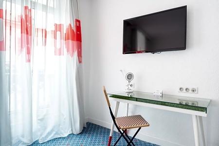 34B - Astotel - 105
