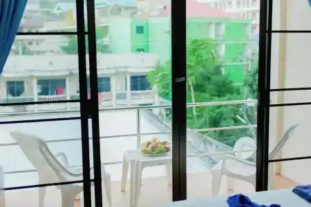 RK Guesthouse - 26