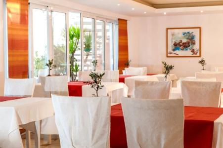 Zante Royal (Ех. Miro Zante Royal And Water Park; Louis Royal Palace) - 16