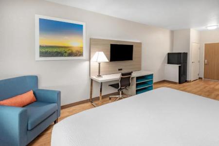 Days Inn & Suites By Wyndham San Antonio Near At&t Center - 29