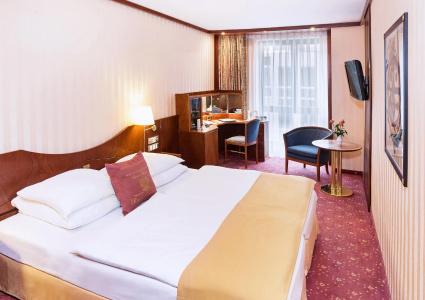 Best Western Premier Grand Russischer Hof - 39