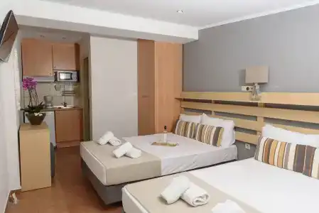 Ammos Beach Seaside Luxury Suites - 36
