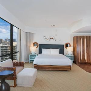 Hyatt Centric Waikiki Beach - 28