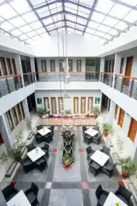 Rosalia Indah - 0
