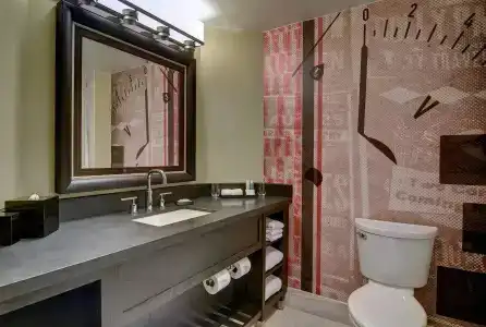 Loews Vanderbilt - 33