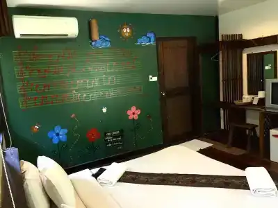 Pang Mai - 1