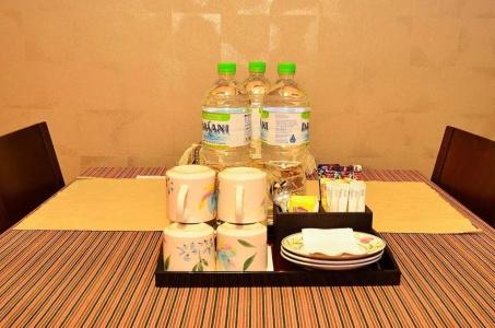 Jetty Suites - 59