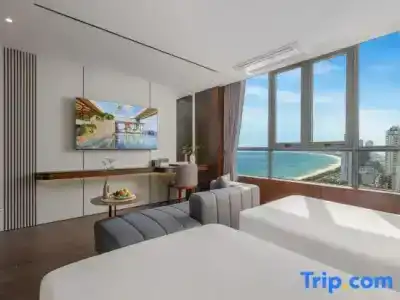 Le Hoang Beach Danang - 131