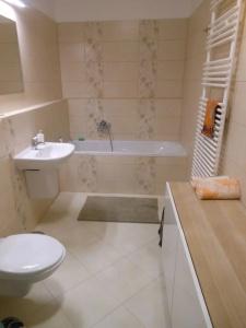 Galerius Golden Beach Apartment - 90